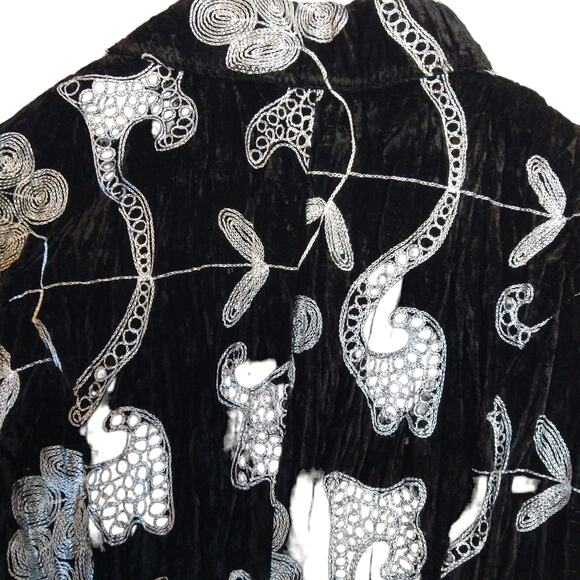 Alberto Makali Crinkle Velvet Black Embroidered Shirt Size Large Button Front - Picture 5 of 9